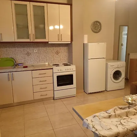 πλατεια-platia *